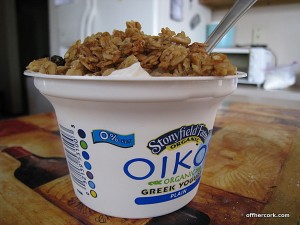 Yogurt + granola for snack/preworkout fuel 