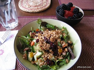 Salad and fruit 
