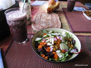 Smoothie and salad 