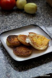 fried green tomatoes and fried egg