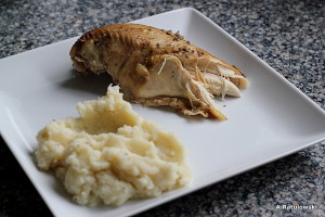 Chicken and mashed potatoes